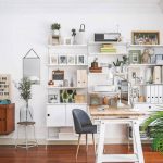 طراحی و تزیین میز کار