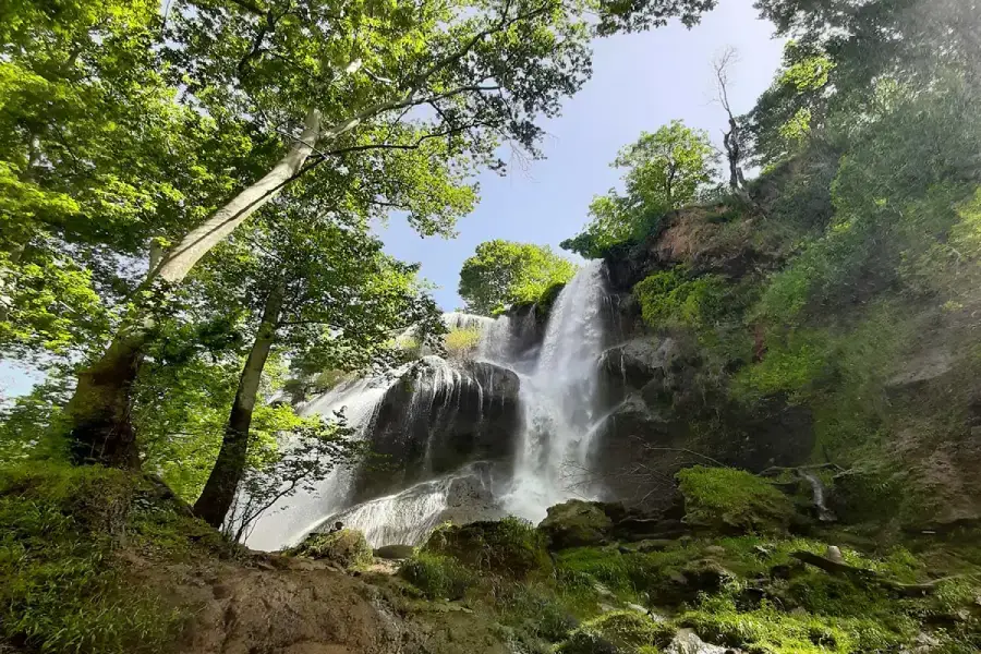 مشخصات آبشار دودوزن خرم کش