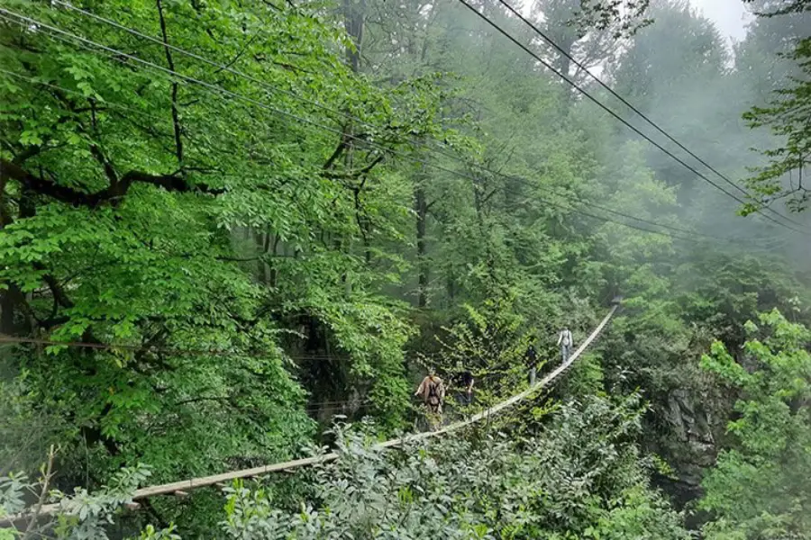 تفریحات نمک آبرود در فصول مختلف