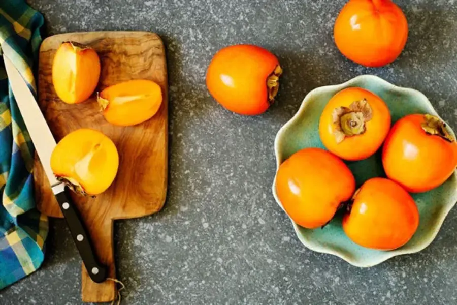 کاربرد شیره خرمالو در آشپزی و سلامت