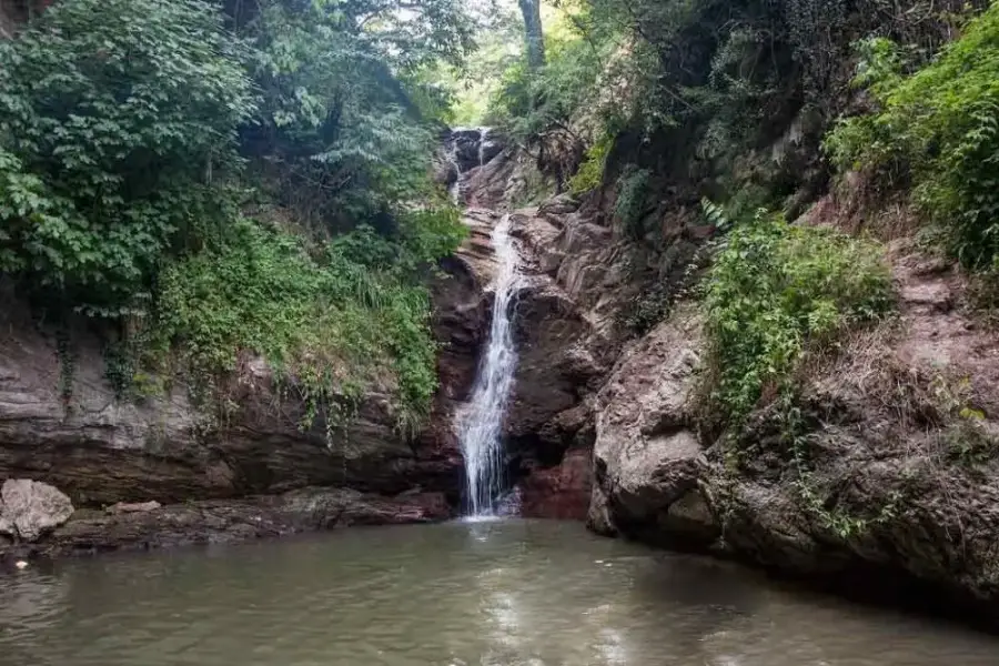 مشخصات آبشار وازگاه (ویسرود)