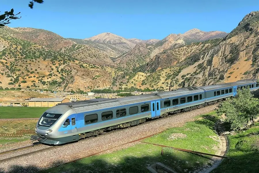 سفر از تهران به مشهد با قطار